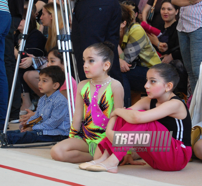 Bakı Gimnastika Məktəbində bədii gimnastika üzrə festival yarışları. Azərbaycan, 19 may 2015