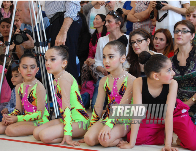 Bakı Gimnastika Məktəbində bədii gimnastika üzrə festival yarışları. Azərbaycan, 19 may 2015