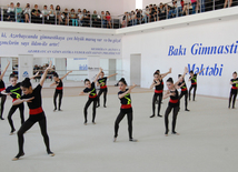 Bakı Gimnastika Məktəbində bədii gimnastika üzrə festival yarışları. Azərbaycan, 19 may 2015