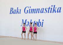 Bakı Gimnastika Məktəbində bədii gimnastika üzrə festival yarışları. Azərbaycan, 19 may 2015