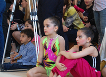 Bakı Gimnastika Məktəbində bədii gimnastika üzrə festival yarışları. Azərbaycan, 19 may 2015