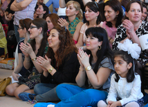 Bakı Gimnastika Məktəbində bədii gimnastika üzrə festival yarışları. Azərbaycan, 19 may 2015