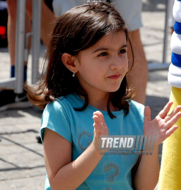 Birinci Avropa Oyunları məşəli İçərişəhər estafetində. Bakı, Azərbaycan, 09 iyun 2015