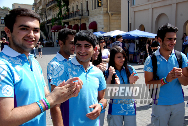 Birinci Avropa Oyunları məşəli İçərişəhər estafetində. Bakı, Azərbaycan, 09 iyun 2015