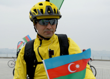 Baku hosts cycling race under “Our Flag – Source of Our Proud!” motto. Azerbaijan, Nov.02, 2015 