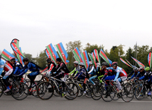 Baku hosts cycling race under “Our Flag – Source of Our Proud!” motto. Azerbaijan, Nov.02, 2015 