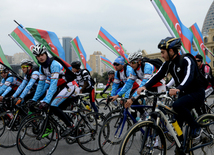 Baku hosts cycling race under “Our Flag – Source of Our Proud!” motto. Azerbaijan, Nov.02, 2015 