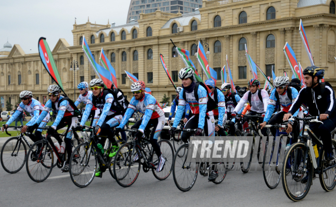 Baku hosts cycling race under “Our Flag – Source of Our Proud!” motto. Azerbaijan, Nov.02, 2015 