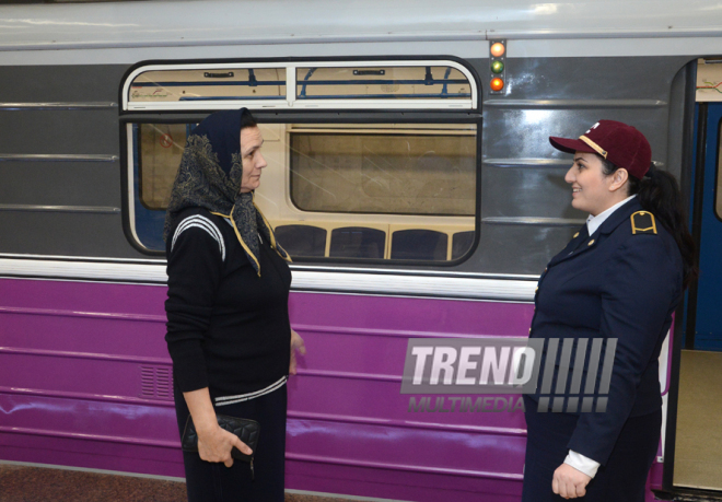 Newly opened "Avtovaghzal" and "Memar Ajami" metro stations in Baku. Azerbaijan, Baku, 19 apr. 2016