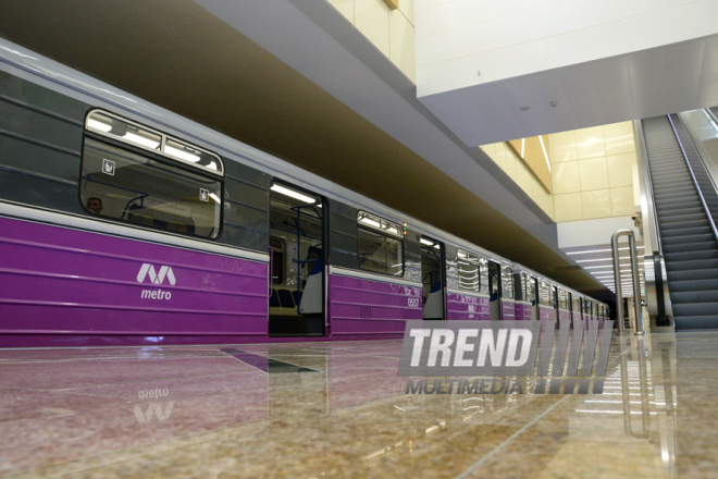 Newly opened "Avtovaghzal" and "Memar Ajami" metro stations in Baku. Azerbaijan, Baku, 19 apr. 2016