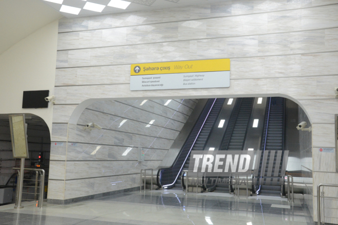 Newly opened "Avtovaghzal" and "Memar Ajami" metro stations in Baku. Azerbaijan, Baku, 19 apr. 2016