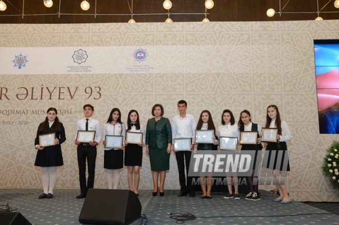 Baku hosts award ceremony of winners of Best Presentation contest, dedicated to the 93rd anniversary of national leader Heydar Aliyev. Azerbaijan, Baku, 5 May 2016 