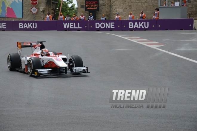 GP2 avtomobil yarışlarının praktiki sessiyası. Azərbaycan, Bakı, 17 iyun 2016