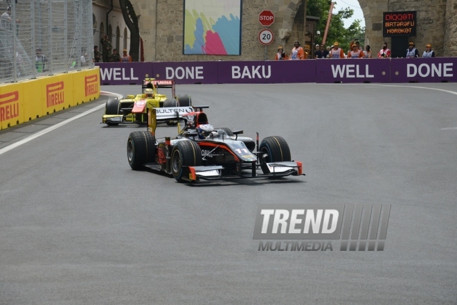 GP2 avtomobil yarışlarının praktiki sessiyası. Azərbaycan, Bakı, 17 iyun 2016