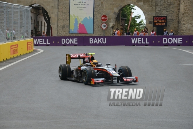 GP2 avtomobil yarışlarının praktiki sessiyası. Azərbaycan, Bakı, 17 iyun 2016