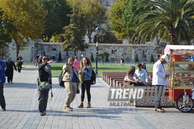 İstanbulda payız gəzintisi. Azərbaycan, Bakı, 12 oktyabr 2016