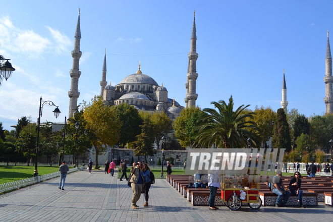 İstanbulda payız gəzintisi. Azərbaycan, Bakı, 12 oktyabr 2016