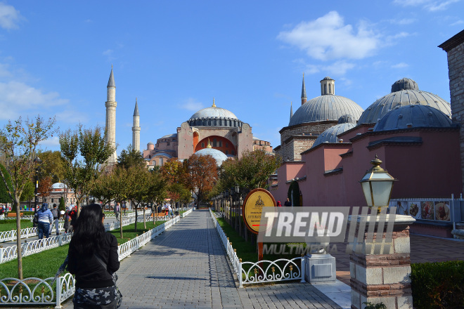 İstanbulda payız gəzintisi. Azərbaycan, Bakı, 12 oktyabr 2016