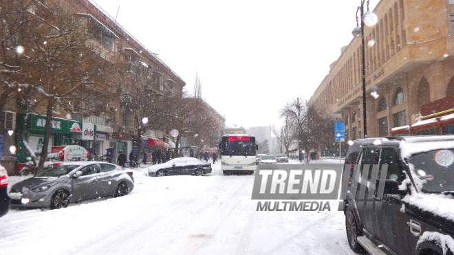 Bakının qar mənzərələri. Azərbaycan, 1 fevral 2017