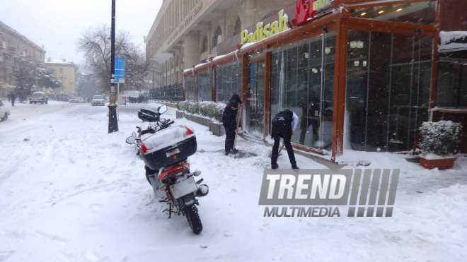 Bakının qar mənzərələri. Azərbaycan, 1 fevral 2017