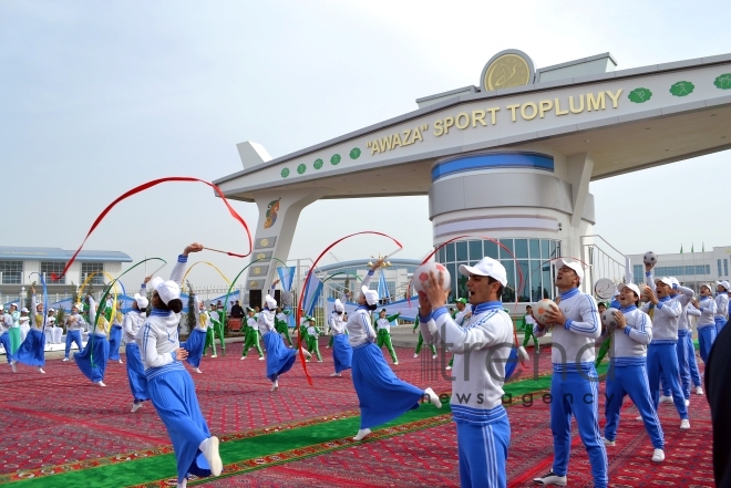 Aşxabad və Türkmənbaşı şəhərlərində "Asiya Oyunları 2017" adlı Beynəlxalq idman konqresi keçirilib.  Türkmənistan, 8 aprel, 2017