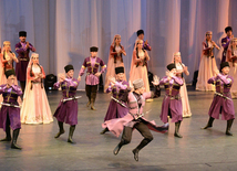 Performance of State Dance Ensemble of the Azerbaijan State Philharmonic Hall named after Muslim Magomayev at the opening ceremony of the first Baku Shopping Festival