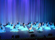 Performance of State Dance Ensemble of the Azerbaijan State Philharmonic Hall named after Muslim Magomayev at the opening ceremony of the first Baku Shopping Festival
