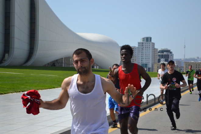 Heydər Əliyev Fondunun təşəbbüsü ilə  keçirilən "Bakı Marafonu 2017". Azərbaycan, Bakı, 30 aprel, 2017