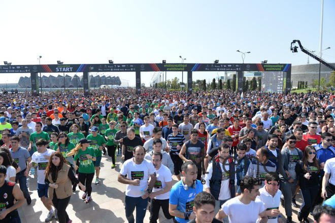 Heydər Əliyev Fondunun təşəbbüsü ilə  keçirilən "Bakı Marafonu 2017". Azərbaycan, Bakı, 30 aprel, 2017