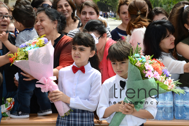 В общеобразовательных школах Азербайджана зазвенел "последний звонок". Баку, 14 июня, 2017