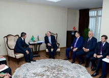 Azerbaijani, Turkmen FMs mulling co-op prospects. 