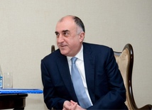 Azerbaijani, Turkmen FMs mulling co-op prospects. 