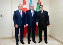 Azerbaijani, Turkmen, Turkish FMs mull preparation for summit of presidents