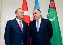 Azerbaijani, Turkmen, Turkish FMs mull preparation for summit of presidents