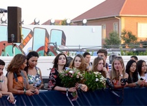  Звезды на красной дорожке международного фестиваля "ЖАРА" в Баку