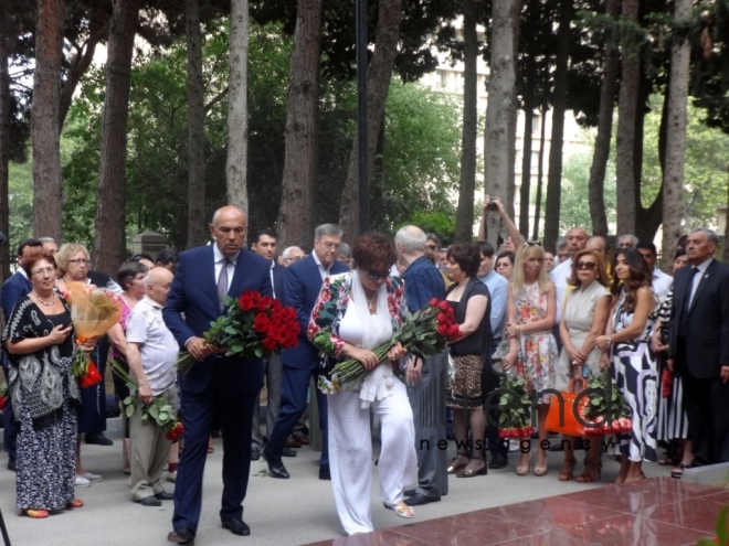 Legendary singer and composer Muslim Magomayev was commemorated in the Alley of Honor in Baku. Azərbaycan, 17 avqust, 2017