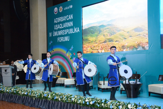 Azərbaycan Uşaqlarının IV Ümumrespublika Forumunuda. Azərbaycan, Bakı, 20 noyabr 2017