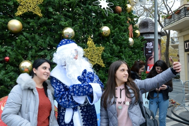 Bakı Yeni İlə hazırlaşır. Azərbaycan, Bakı, 22 dekabr, 2017