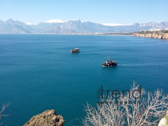 Зимой на побережье Средиземного моря. Турция, Анталья, 5 января, 2018