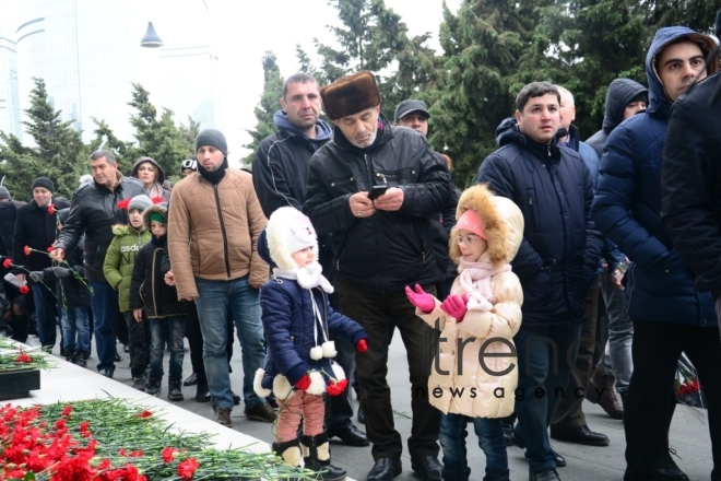 В Азербайджане чтят память жертв трагедии 20 Января. Азербайджан, Баку, 20 января, 2018