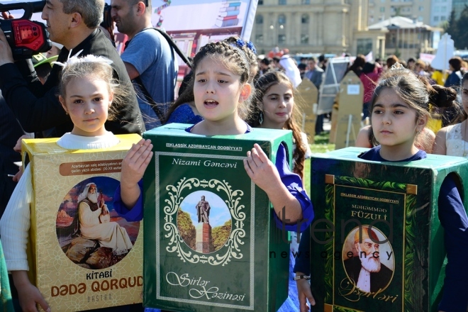 Reading day held at Heydar Aliyev Center’s park. Azerbaijan, Baku, april 26 , 2018
