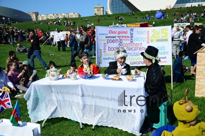 Reading day held at Heydar Aliyev Center’s park. Azerbaijan, Baku, april 26 , 2018
