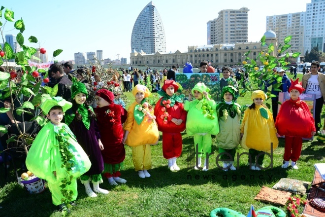 Reading day held at Heydar Aliyev Center’s park. Azerbaijan, Baku, april 26 , 2018
