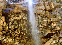 Afurja waterfall, Guba