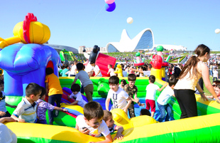 Children Festival in Heydar Aliyev Center park Azerbaijan, Baku, 1 june 2018