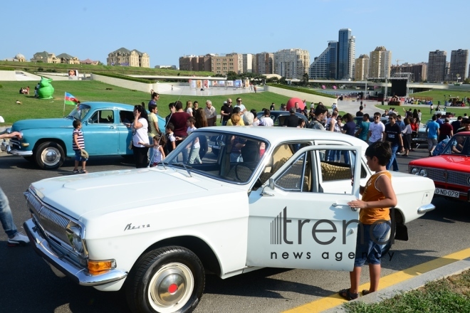 At a parade of classic cars in Baku. Azerbaijan, Baku, august 26, 2018