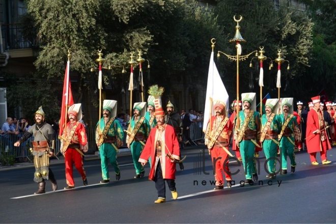 Bakının azad edilməsinin 100-cü ildönümü münasibətilə hərbi parad keçirilib.Azərbaycan, Bakı, 15 sentyabr 2018