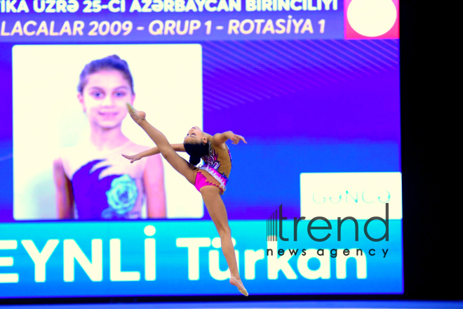 Milli Gimnastika Arenasında bədii gimnastika üzrə 25-ci Azərbaycan Birinciliyi start götürüb. Azərbaycan. Bakı 6 dekabr 2018