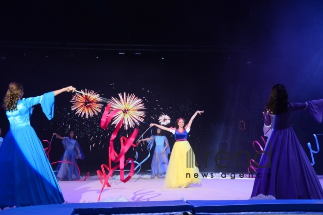В Национальной арене гимнастики представлено потрясающее шоу "Белоснежка и семь гномов". Азербайджан Баку 23  декабря 2018
