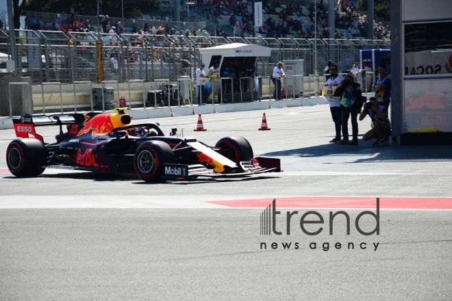 Bakıda Formula 1 Azərbaycan Qran Prisinin təntənəli açılış mərasimi və pilotların paradı keçirilib.Azərbaycan Bakı 28 aprel 2019